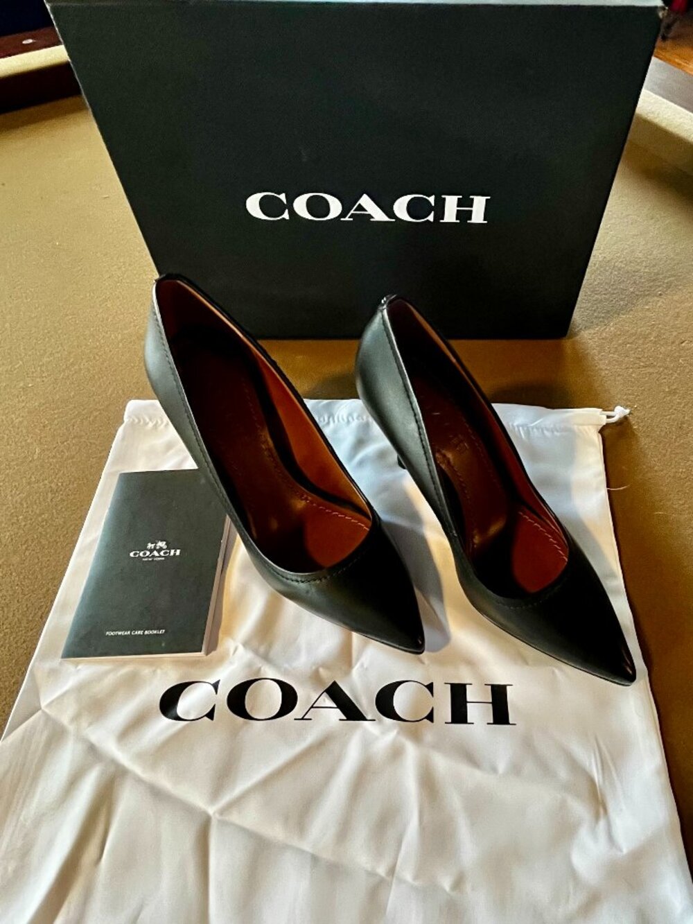 NIB Coach Waverly 85 Black Pointed Toe Leather Heels - Size 5